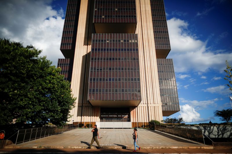 Brazil's central bank acknowledges further deterioration in inflation despite 'intense' rate hike cycle