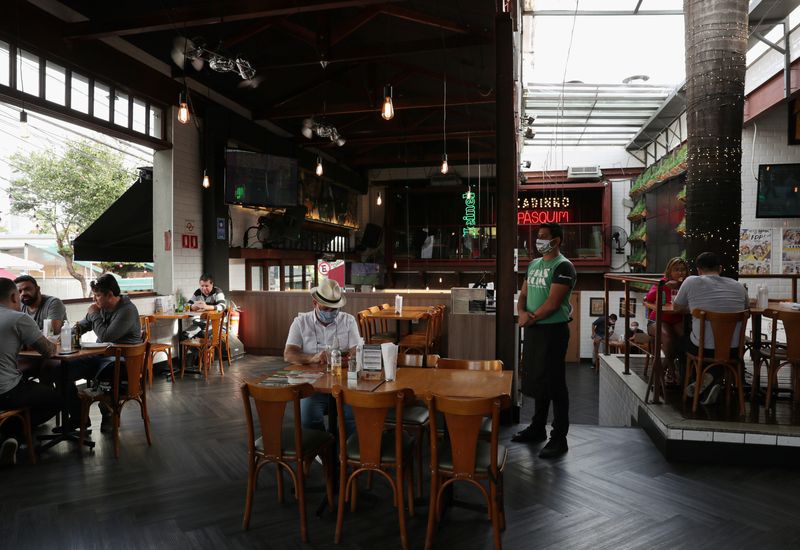 Brazil's services activity beats forecasts with 1.7% rise in March
