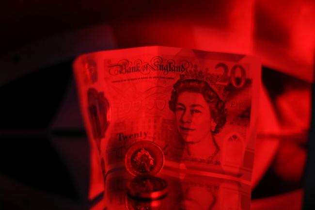 British Pound Risks Crisis Usually Seen in Emerging Markets, BofA Warns