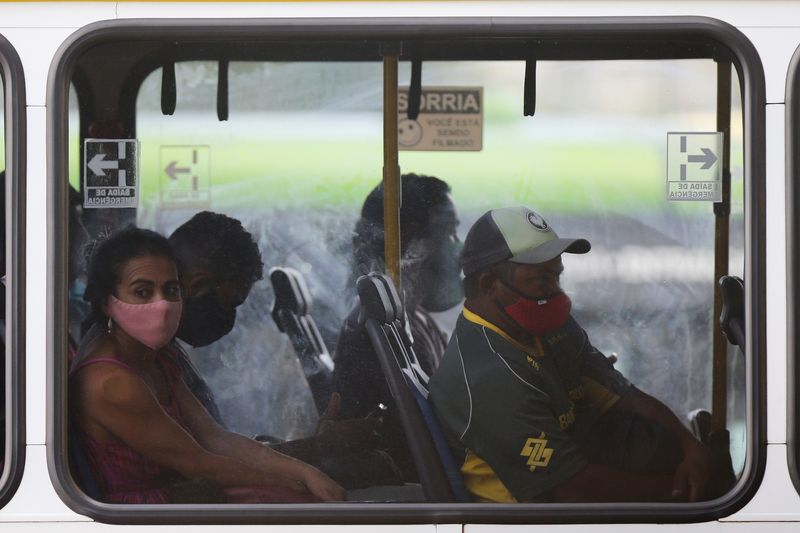 COVID Americas cases up, N. American cases up for 5th week -PAHO