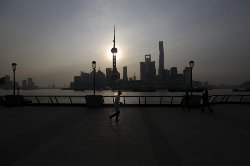 Chinese Credit Growth Slows Sharply in April as Lockdowns Bite -Breaking