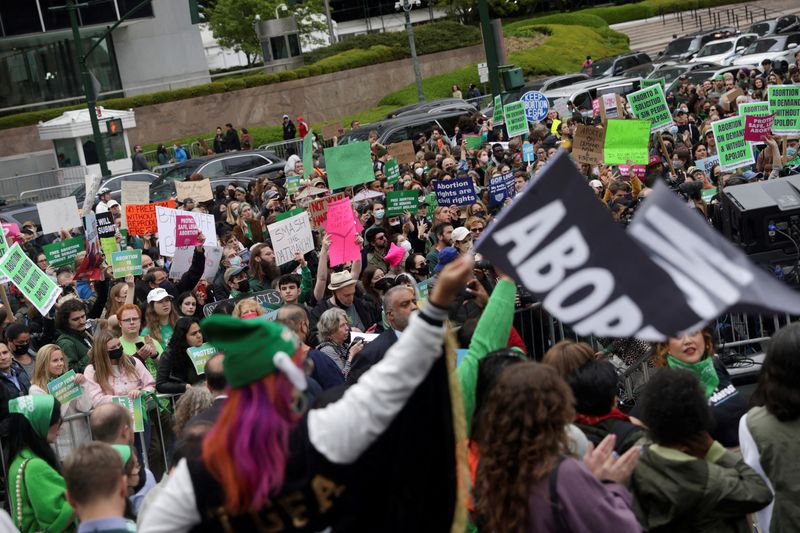 Democrats look to abortion-rights threat to boost midterm election prospects