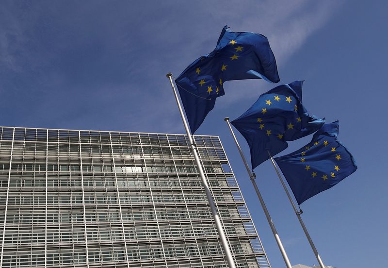 EU must do more to guard its funds against fraudsters, auditors say