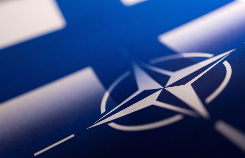 Explainer-Finland, Sweden weigh up pros and cons of NATO membership