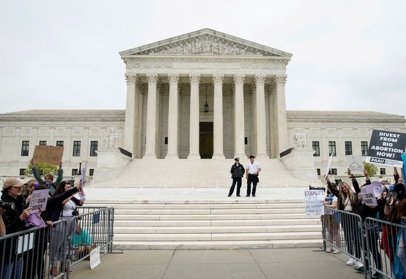 Explainer-Is it illegal to leak a U.S. Supreme Court opinion?