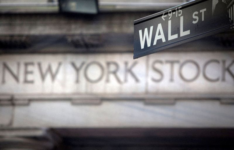 Futures climb as technology and growth stocks rebound