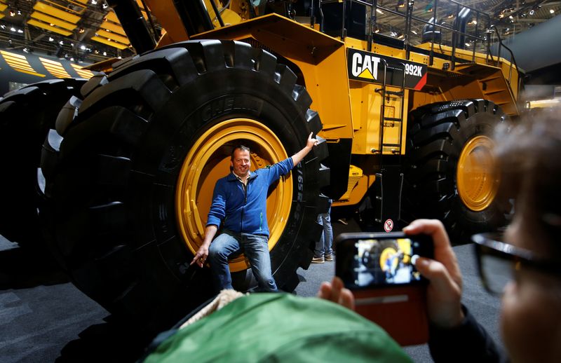 German industry association cuts 2022 production forecast again