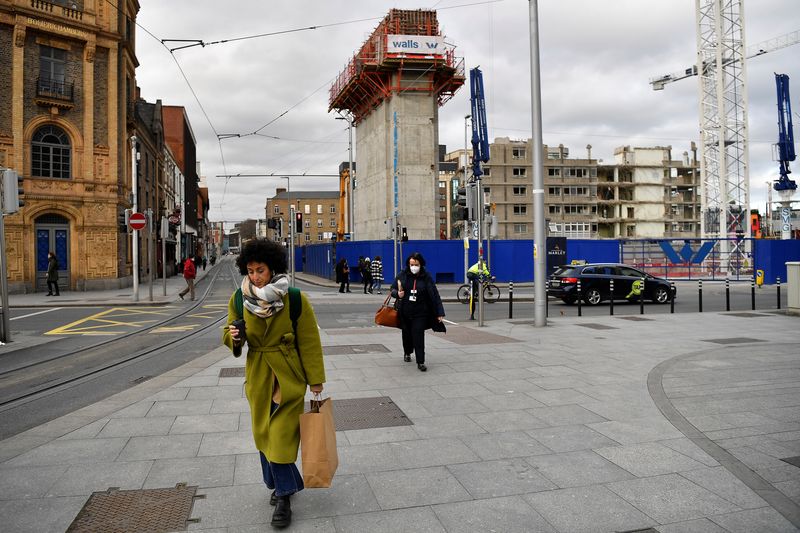 Irish unemployment rate falls to 4.8% in April