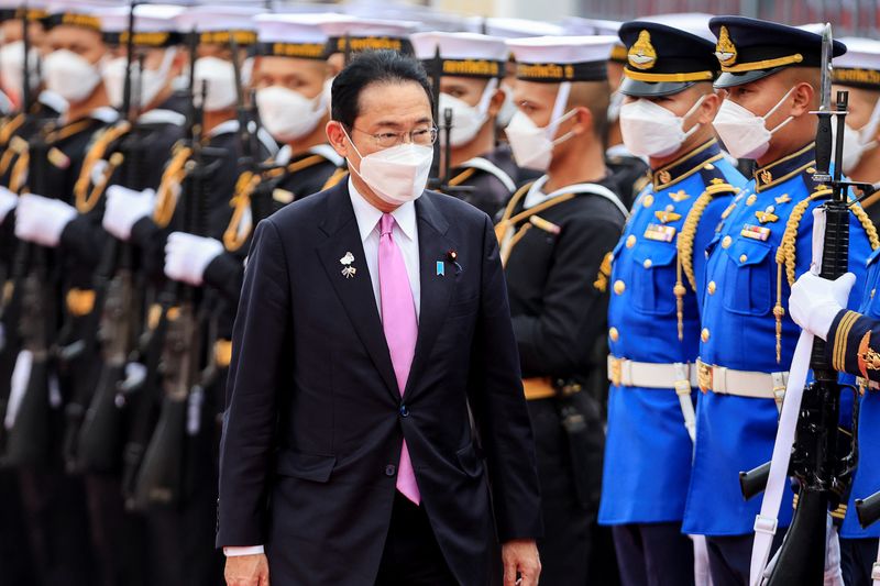 Japan PM to discuss defence, customs deals on Thailand trip