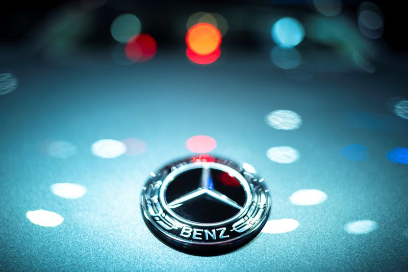 Mercedes-Benz to use energy-dense silicon battery for G-Class