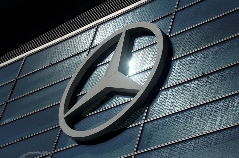 Mercedes aims to fuel road to electric luxury with 'desire'