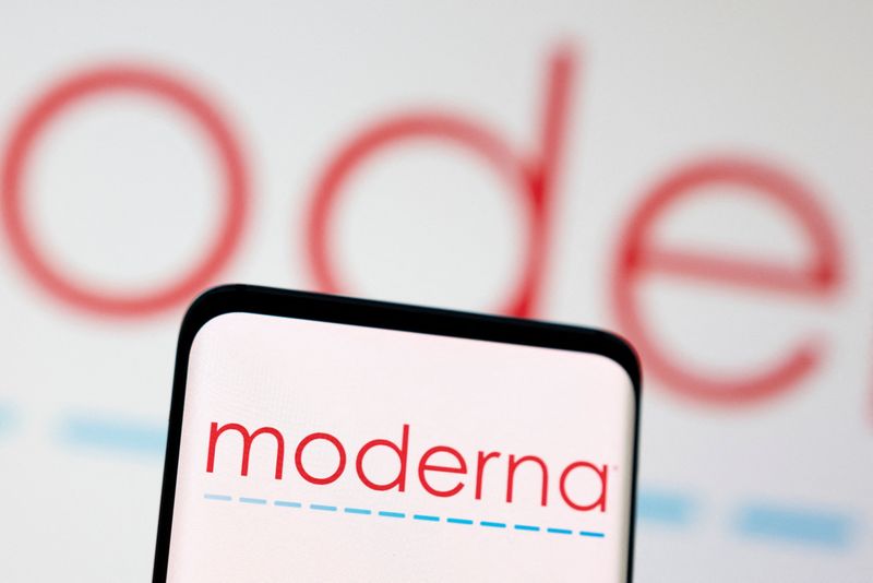 Moderna keeps full-year COVID vaccine sales view unchanged
