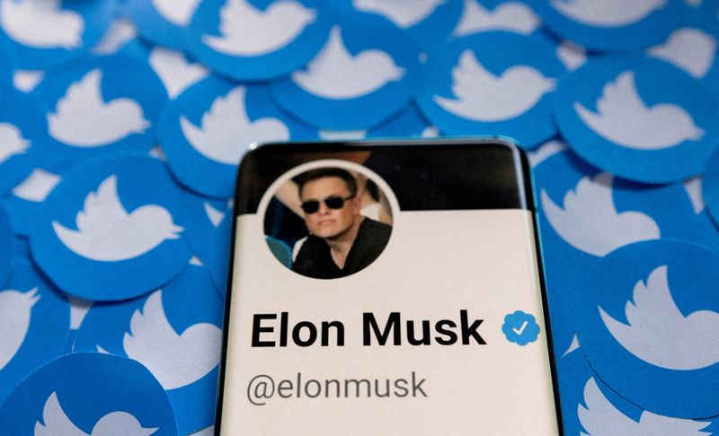 Musk's delay in disclosing Twitter stake triggers SEC probe -WSJ