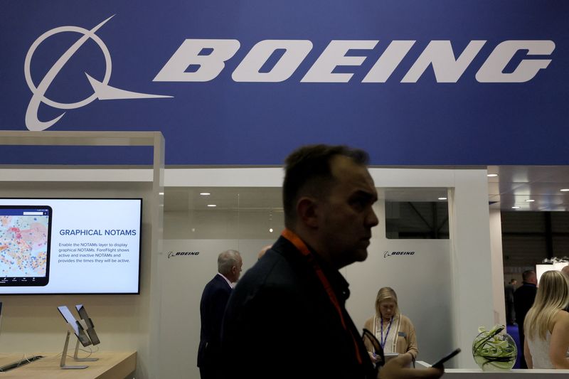 No data to support changing Boeing 737 MAX 10 cockpit alerting -executive