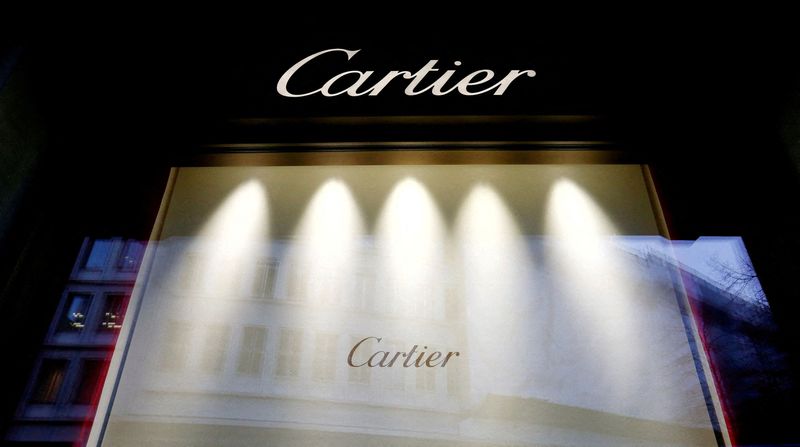 Richemont profit and sales jump, discussions about YNAP continue