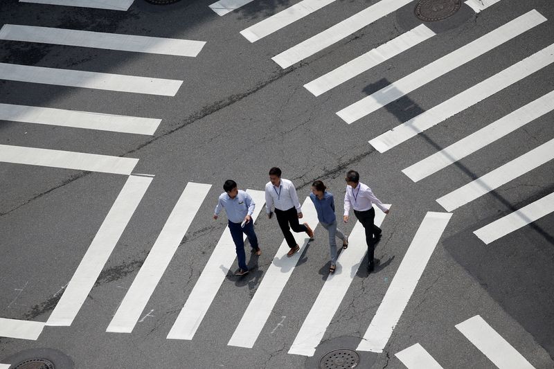S.Korea April unemployment rate stays at historical low for 3rd month