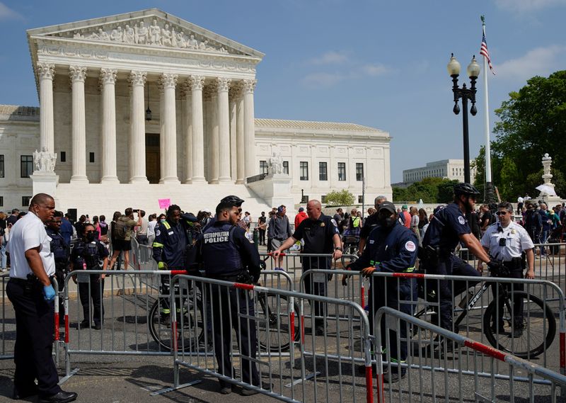 Supreme Court draft abortion opinion sparks protests on both sides of debate