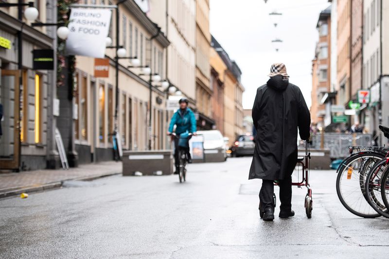 Swedish economy slowed sharply in Q1, data shows