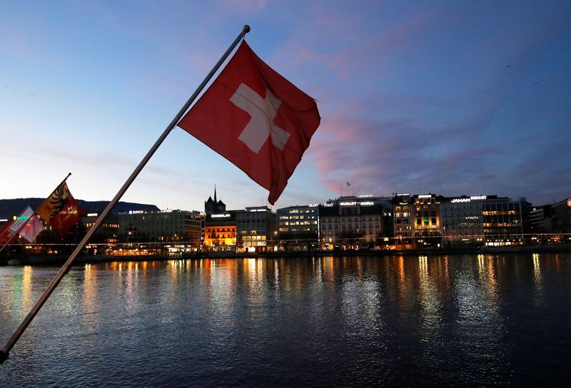 Swiss economy grows in Q1 as manufacturing rebounds