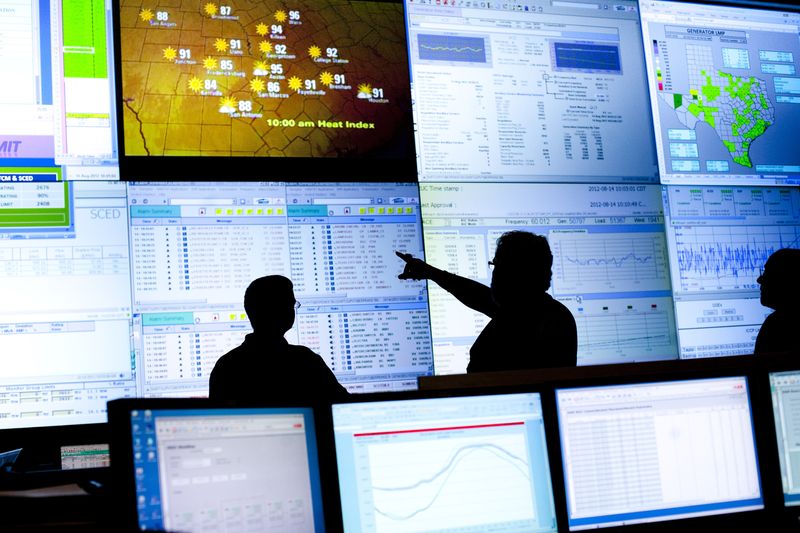 Texas grid operator warns of higher power demand this weekend