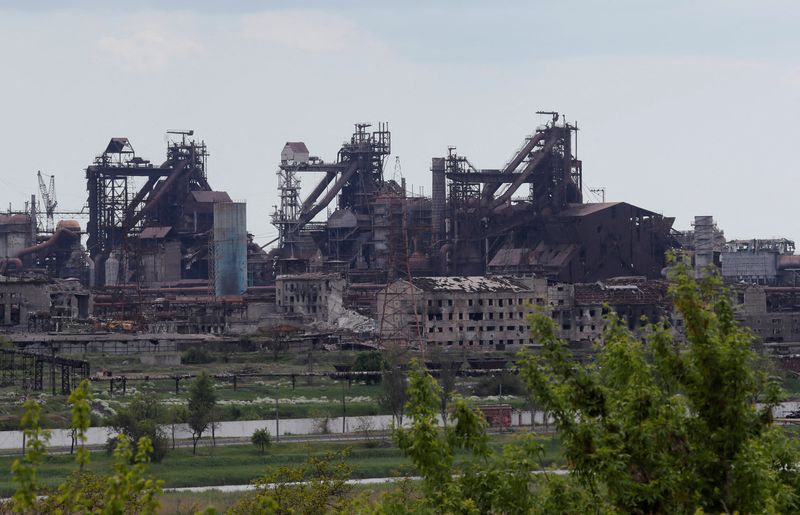 Top Ukrainian commanders not surrendered from Azovstal, pro-Russian rebel says