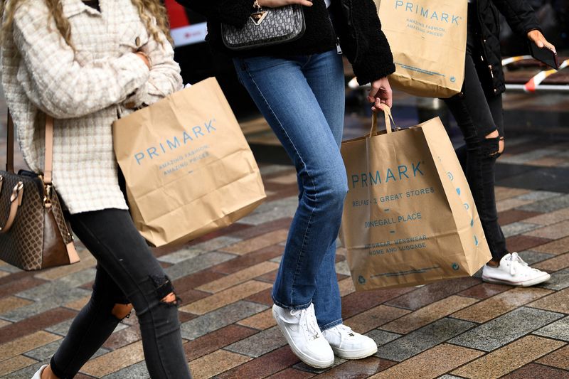 UK retail sales jump unexpectedly in April