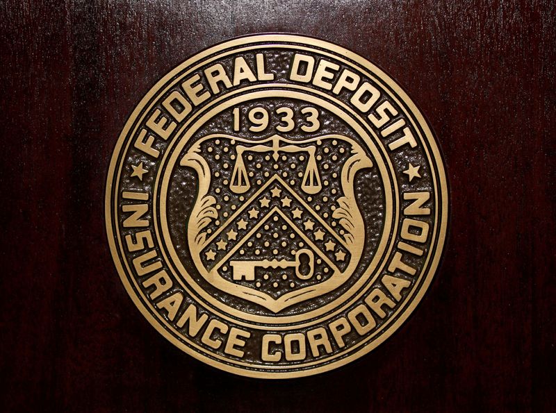 U.S. bank profits dip as loan loss provisions jump in response to global uncertainty - FDIC