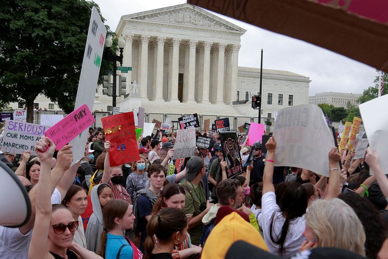 U.S. readies for possible violence after abortion ruling -report