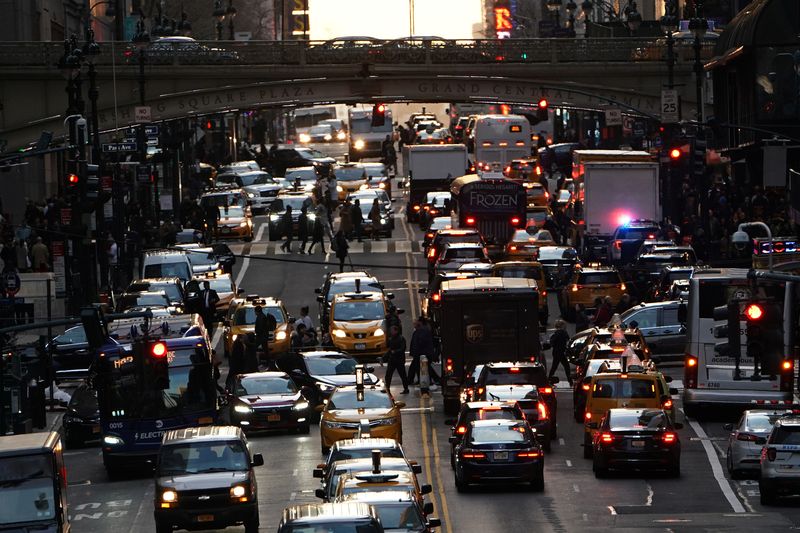 U.S. traffic deaths jump 10.5% in 2021 to highest number since 2005