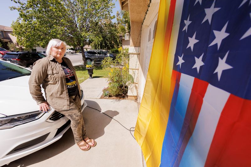 Ukrainian Americans try many ways to bring in relatives