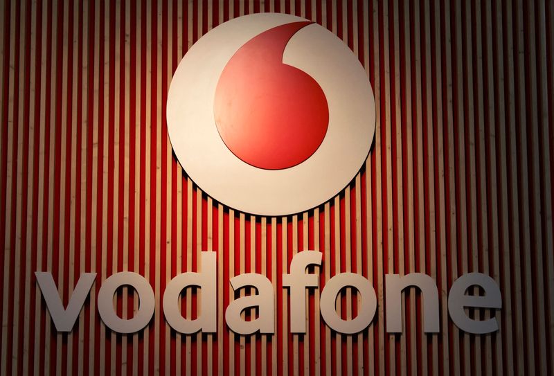 Vodafone in talks to merge UK arm with CK Hutchison’s Three -FT