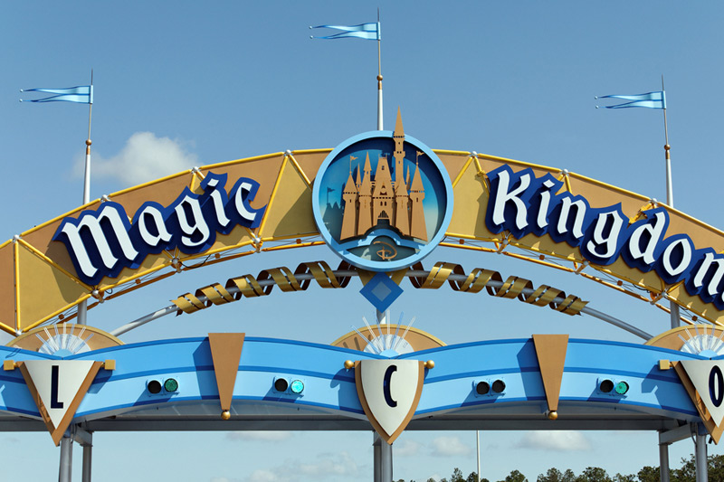 Walt Disney Stock Falls 5% on Earnings Miss and Growth Commentary, Analysts Remain Positive -Breaking
