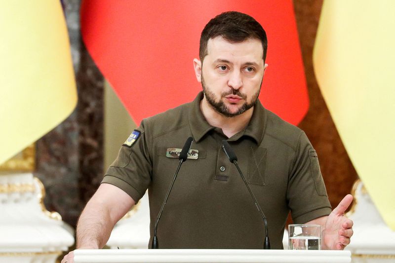 'Stop playing' with Russia, end war: Zelenskiy tells West