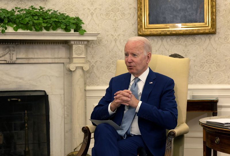 Biden's June agenda: convince Americans the economy is healthy
