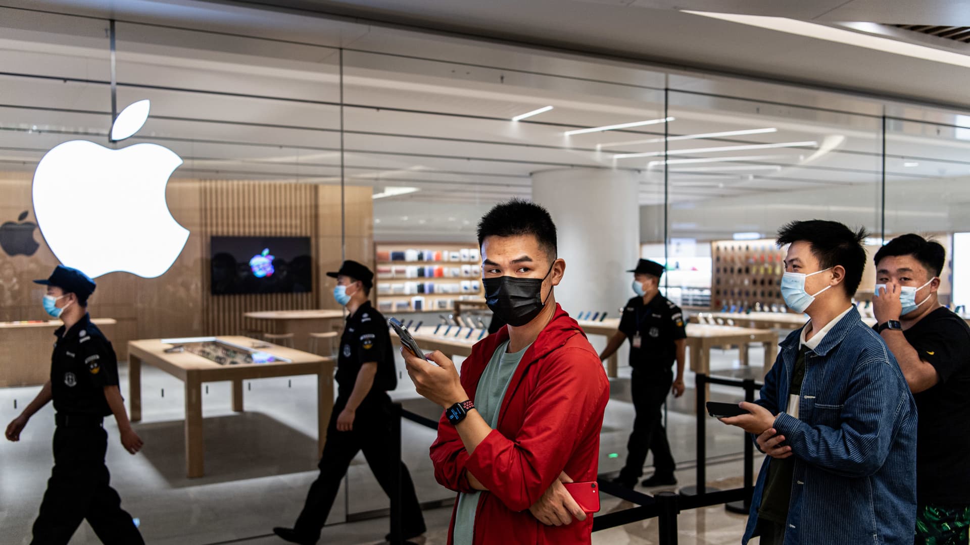 Here’s how much Apple’s supply chain depends on Shanghai