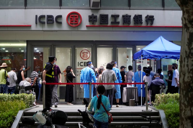 China banks appeal for relaxation of documentation rules to ease funds flow-sources