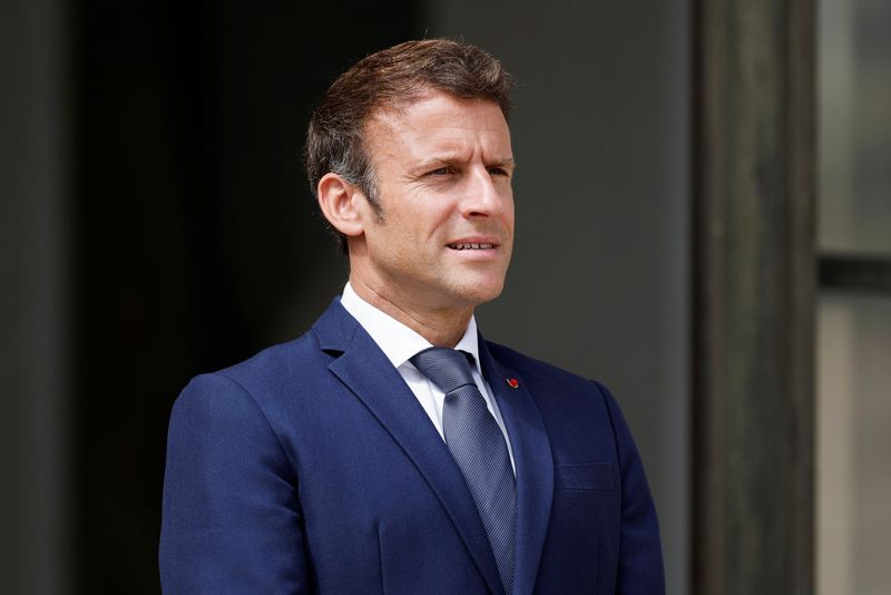 French go to polls to give Macron working majority or not