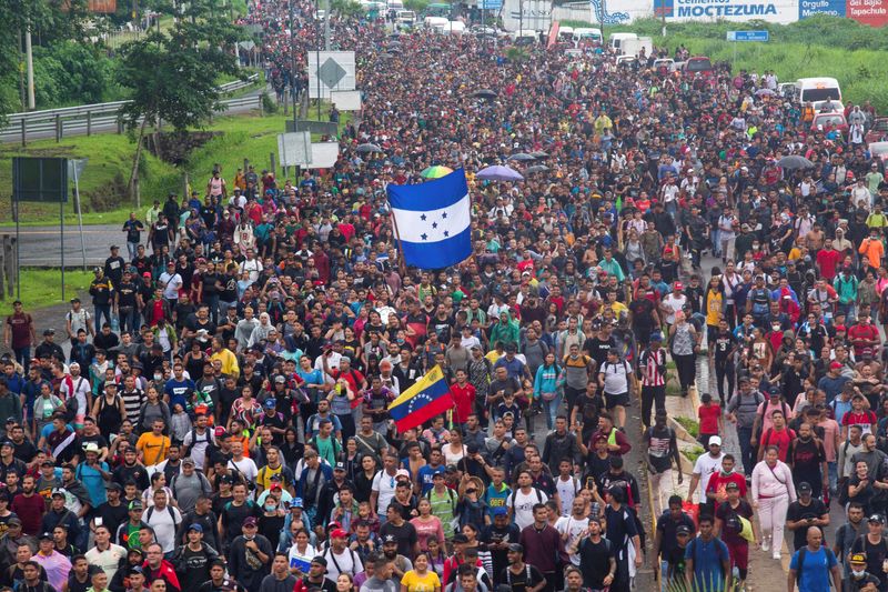 Migrant caravan in Mexico heads for U.S. border as Americas Summit starts
