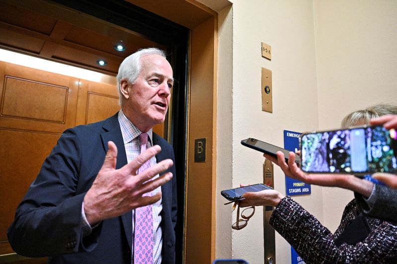 Republican lawmaker urges top Senate Democrat to give gun talks time