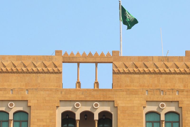 Saudi GDP grows 9.9% in Q1, beating flash estimate