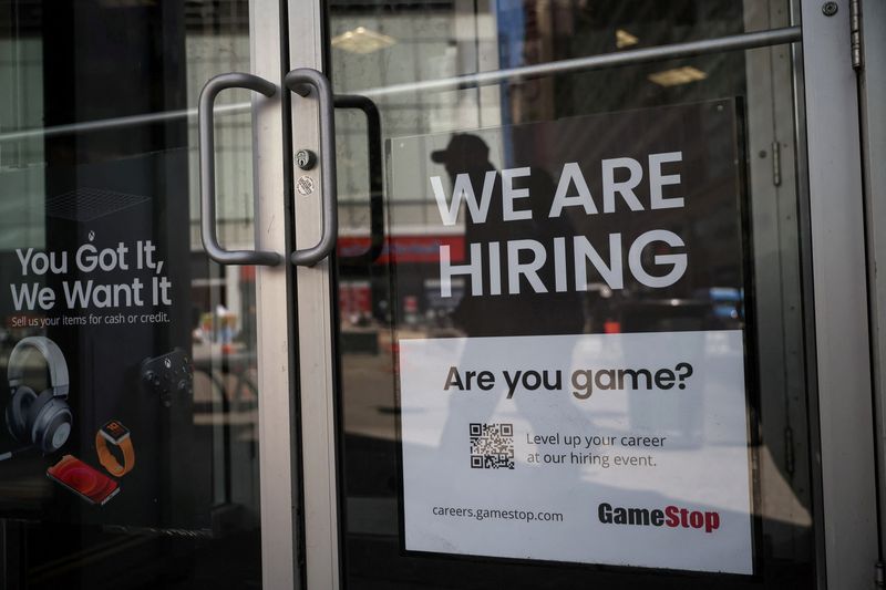 Solid U.S. job growth anticipated in May; unemployment rate seen at 3.5%
