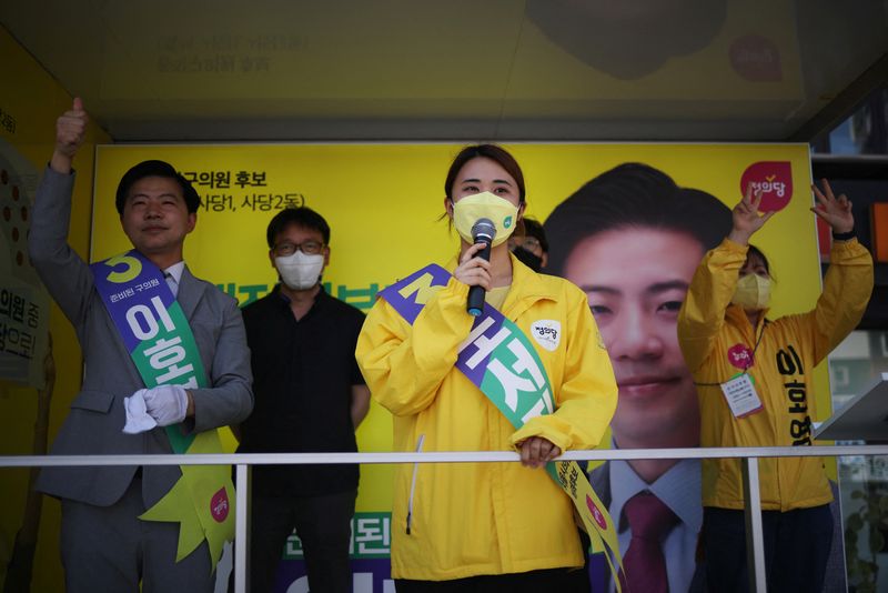 Teen candidates in local South Korea races reveal youth vote's power