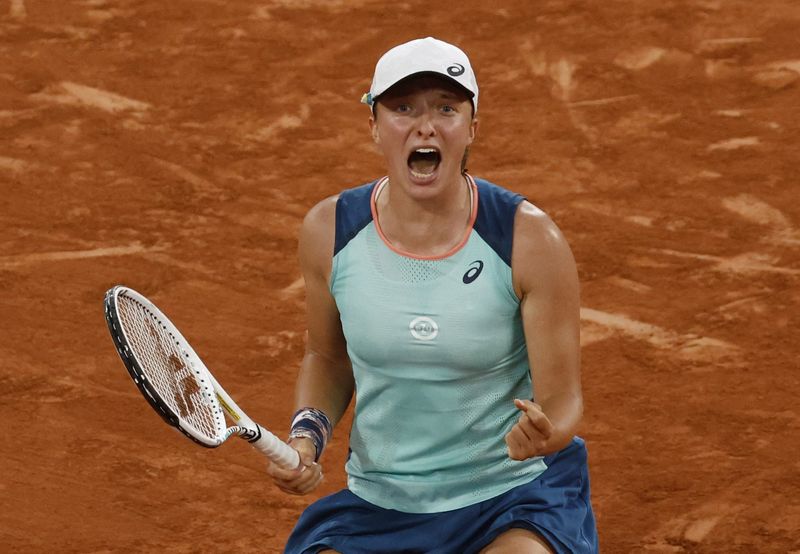 Tennis-World number one Swiatek beats Gauff to win French Open title