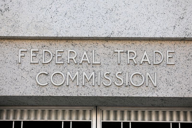 U.S. FTC launches inquiry into drug middlemen