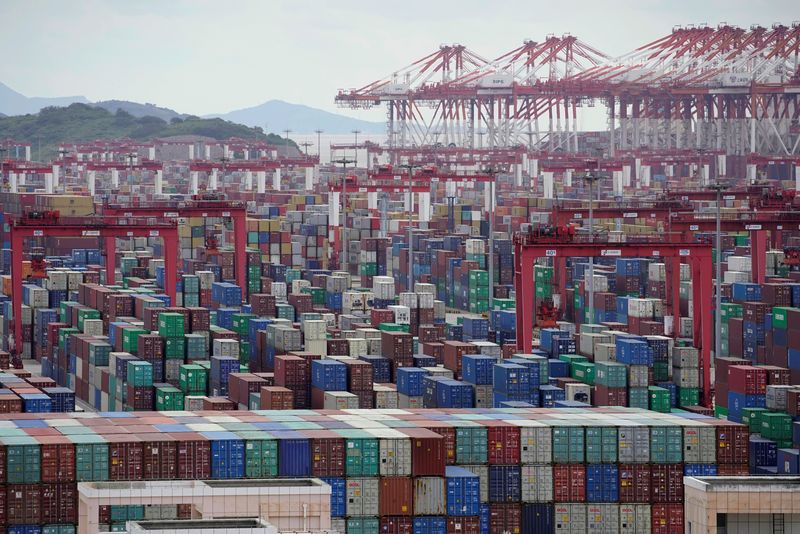 China will adopt targeted measures to help foreign trade firms: vice commerce minister