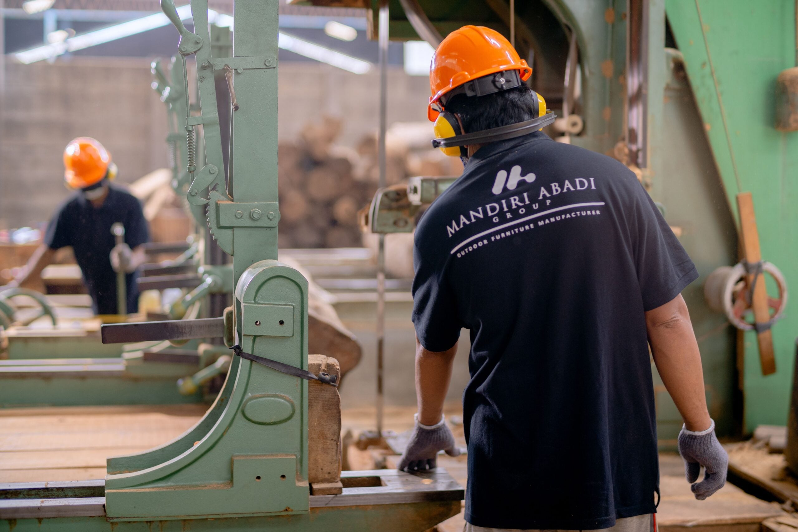 Reshoring and the Independent Inventor: Manufacturing Comes Home